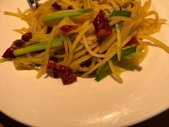 -鱼亨小鲜酸菜鱼(大信店)