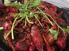 -虾易落味(杭州黄龙万科中心店)