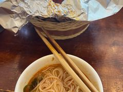 香辣花甲米线-峨眉山豆腐脑(解放路店)
