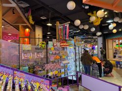 -卡通尼乐园(新达汇三林店)