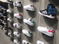 -NIKE品牌体验店(金源新燕莎店)