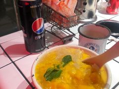 杨枝甘露冰汤团-九街淑芬掌中宝串串公司(两路金港国际店)