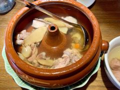松茸汽锅鸡-中8楼风尚云南菜(颐堤港店)