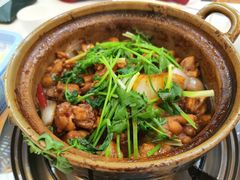 -渝君重庆火锅(嘉宾路店)