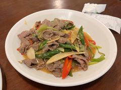 酸木瓜炒牛肉-紫滇源云南生态菜(丹凤街店)
