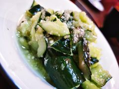 -虾弄弄海派小龙虾·牛羊蝎子火锅