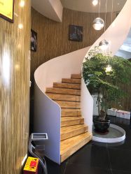 -比华利美容医院