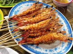 -Bờ kè Nhật Thi