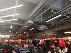 -NIKE上海青浦优选体验店