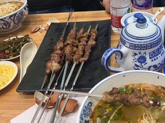 -西部马华清真兰州牛肉面·烧烤夜市(三里河店)