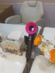 -Bollins波林丝•专研护发中心