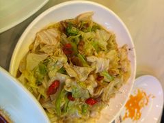 锅仔手撕包菜-嘉陵楼馋嘴城(簋街总店)