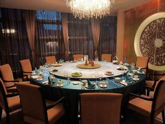 包厢-西安绿地假日酒店·丽宝轩中餐厅