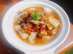 黑蒜烧牛尾-十里·东湖院子(湖北省博物馆店)
