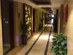 -重庆家富富侨养生会所全省示范店(东五路店)