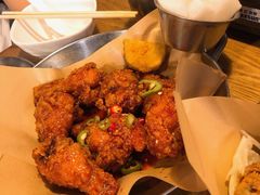 炸鸡翅一半一半-富乐满韩国正宗炸鸡韩国料理(虹泉路店)