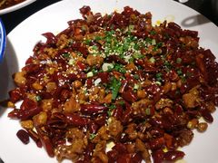 -万重锦·人文川菜馆(骡马市店)