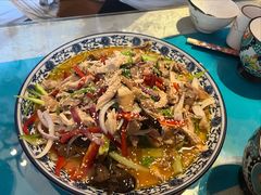 -一个勺子新疆锡伯主题私房菜(红墙巷49号院店)