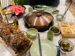 椰子鸡-椰子营·椰子鸡火锅(万象里店)