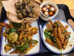 -云阿蛮云南生烫牛肉米线(奉贤路店)