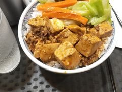 麻婆豆腐饭单人餐-吉野家(东海缤纷天地店)