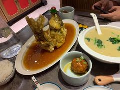 糖醋鲤鱼-闫府私房菜·百年鲁菜(恒隆店)