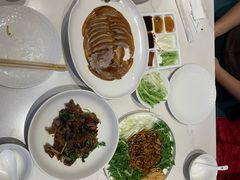-小桃红·东北菜·春饼烤鸭(南阳湖街店)