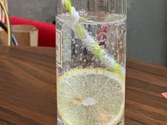 -Brut Eatery Wine Bar & Restaurant (建国东路店)