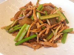 -梅飞酒家(名辉豪庭店)