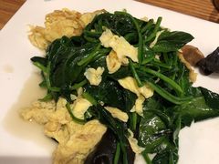 菠菜木耳鸡蛋-塔哈尔·新疆盛宴(城西银泰店)