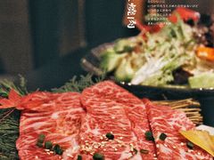 -山川小町·极番烧肉(新地假日广场店)