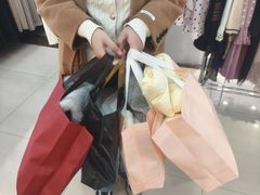 -汉口北国际商品交易中心品牌服装城