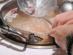 -牛人日志·鲜牛肉骨汤火锅(万科里瑧店)
