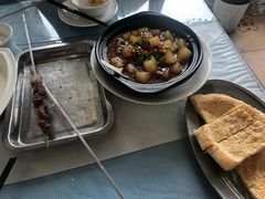 -马尔龙新疆饭店·清真(瑞景店)