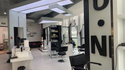 -U·NI SALON 造型