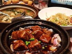 -香山湖家家宴(中山陵店)