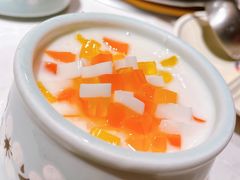 水果酸奶杯-七八冷面·延边朝鲜族美食(欢乐谷店)