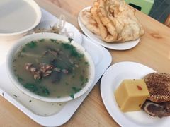 豆汁-老磁器口豆汁店(天坛店)