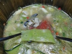 -云鱿记鱿鱼鸡·野生菌火锅(人民南路店)