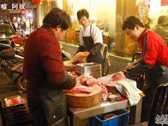 羊肉都是当场切的，新鲜-月圆火锅(宁海东路二店)