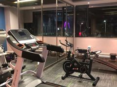 -深圳龙华大浪商业中心亚朵X酒店