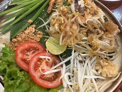 -Dang restaurant (patong phuket)