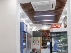 -吕阿婆骨汤麻辣烫(云岗店)