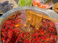 -洞亭火锅(防空洞总店)