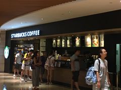 -星巴克(静安嘉里中心B2店)