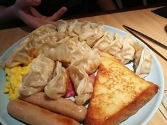 -必胜客(机场路店)