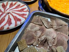 -洱火云南酸菜牛肉火锅(石景山当代商城店)