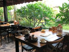 -花溪雨·森林餐厅(石基店)
