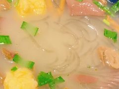 金陵鸭血粉丝汤-弄堂小笼包(西青中北永旺购物中心店)
