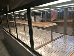 面包甜点陈列柜-LELECHA乐乐茶(上海五角场万达广场店)